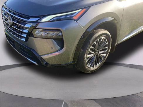 New 2026 Nissan Rogue Platinum w/ Platinum Premium Package AWD/4WD image 10