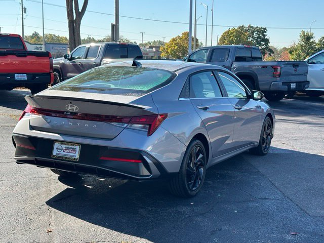 Used 2026 Hyundai Elantra SEL Sport Premium FWD image 4