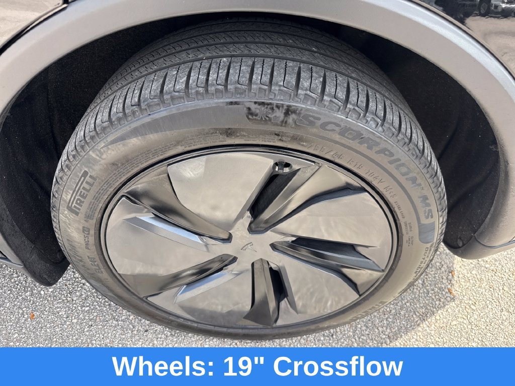 Used 2026 Tesla Model Y 2WD image 11
