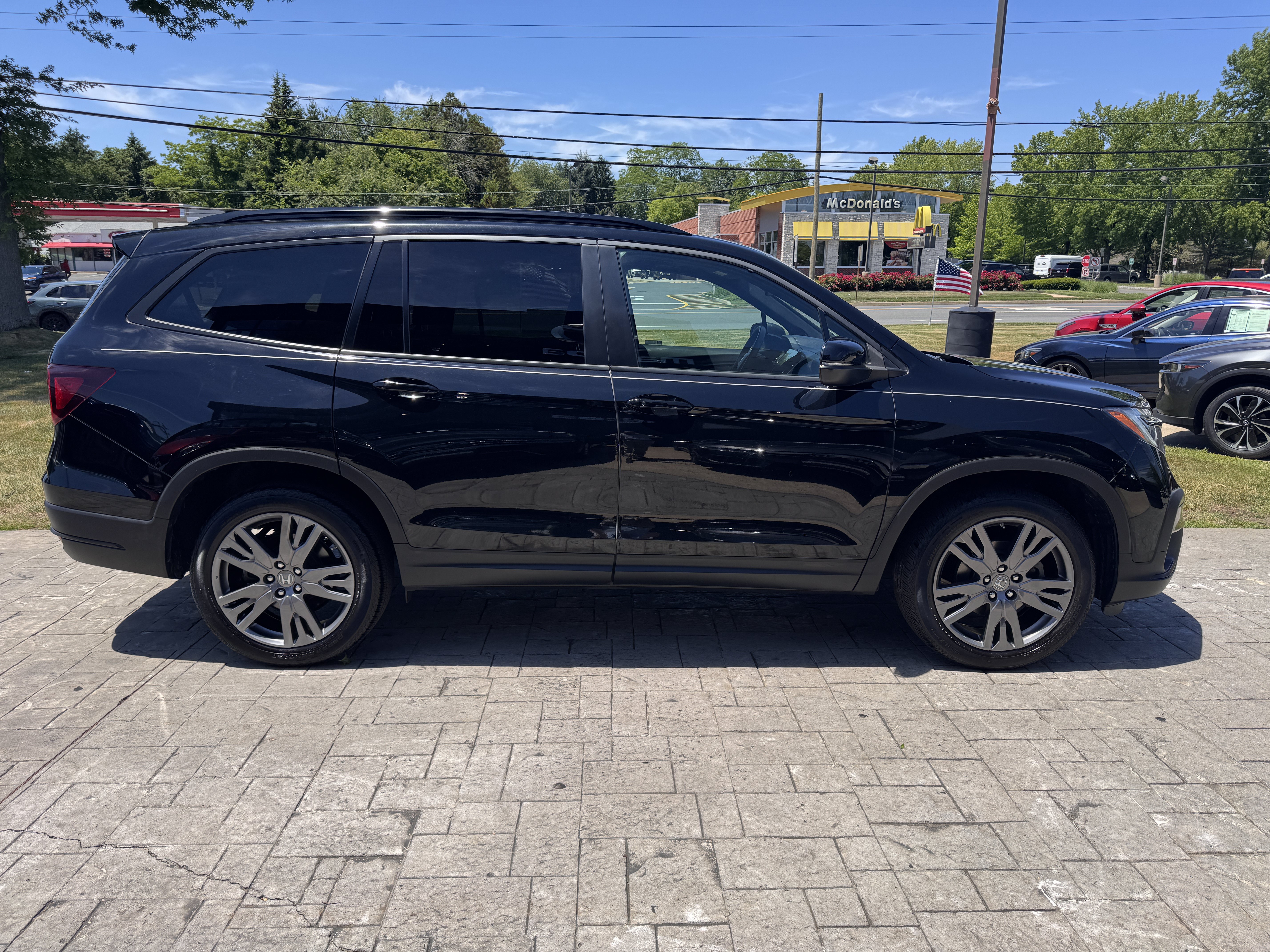 Used 2022 Honda Pilot Sport image 14