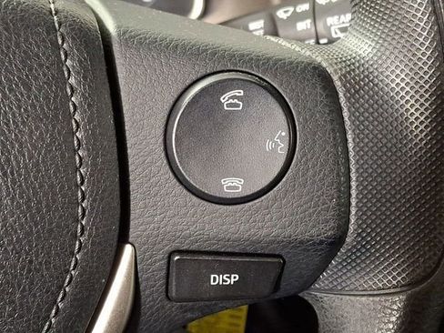 Used 2015 Toyota RAV4 LE image 21