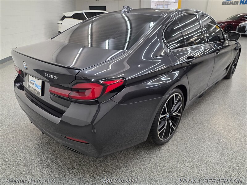 Used 2023 BMW 530i w/ M Sport Package RWD image 7