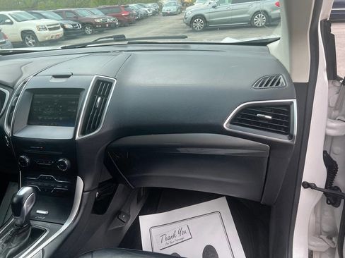 Used 2015 Ford Edge SEL w/ Equipment Group 201A AWD/4WD image 22