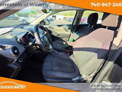 Used 2015 Chevrolet Sonic LT FWD image 20