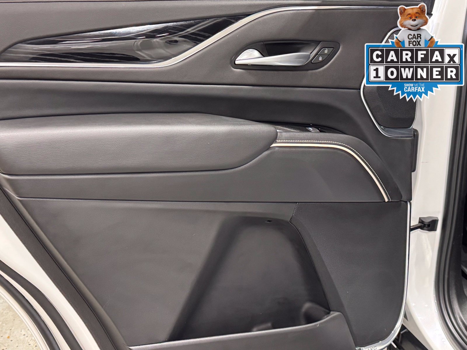 Used 2023 Cadillac Escalade Sport w/ LPO, ONYX Package AWD/4WD image 37