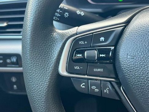 Used 2019 Honda Accord LX image 27