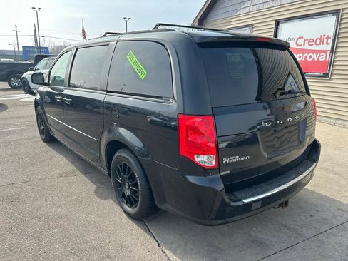 Used 2013 Dodge Grand Caravan SXT image 7