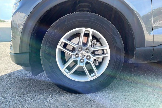 Used 2025 Ford Explorer Active RWD image 8