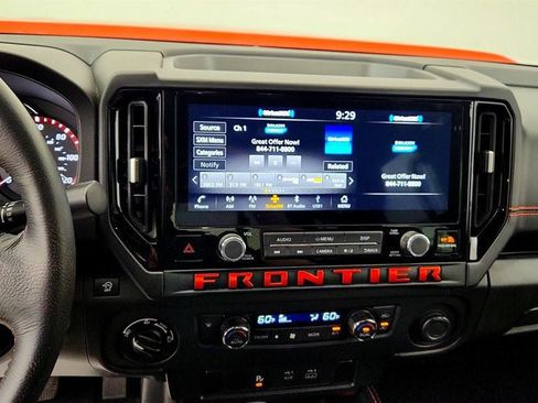 Used 2025 Nissan Frontier PRO-4X w/ Interior Protection Package AWD/4WD image 17