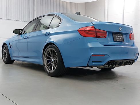 Used 2018 BMW M3 RWD image 3