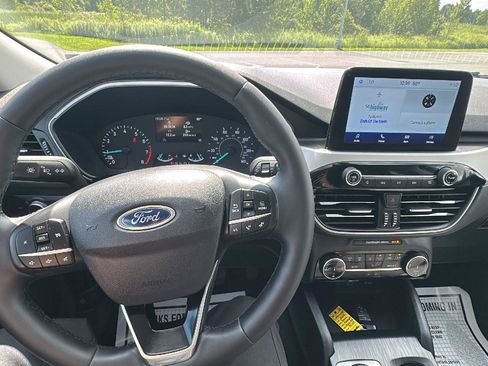 Used 2022 Ford Escape SE w/ Convenience Package image 27