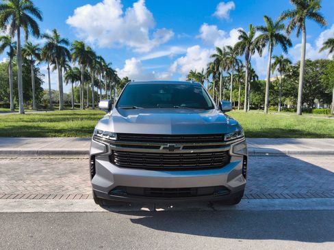 Used 2021 Chevrolet Tahoe RST RWD image 3