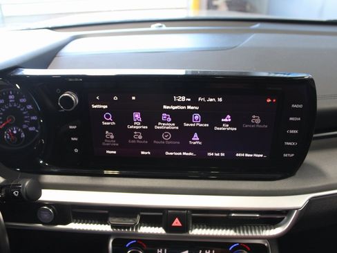 Used 2023 Kia K5 GT-Line image 25