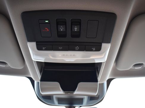 Certified 2023 Nissan Rogue Platinum w/ Platinum Premium Package image 38