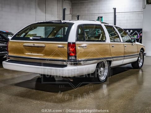 Used 1992 Buick Roadmaster Estate image 8