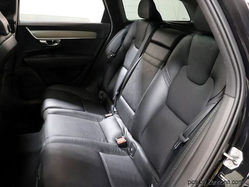Used 2020 Volvo V90 T6 Cross Country w/ Protection Package Premier image 13