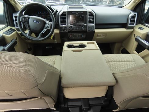 Used 2015 Ford F150 XLT w/ Equipment Group 302A Luxury RWD image 24