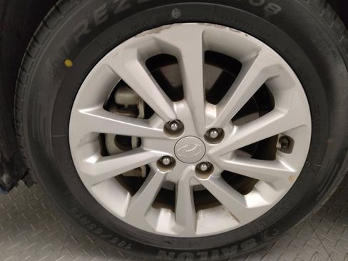 Used 2020 Hyundai Accent SEL image 31