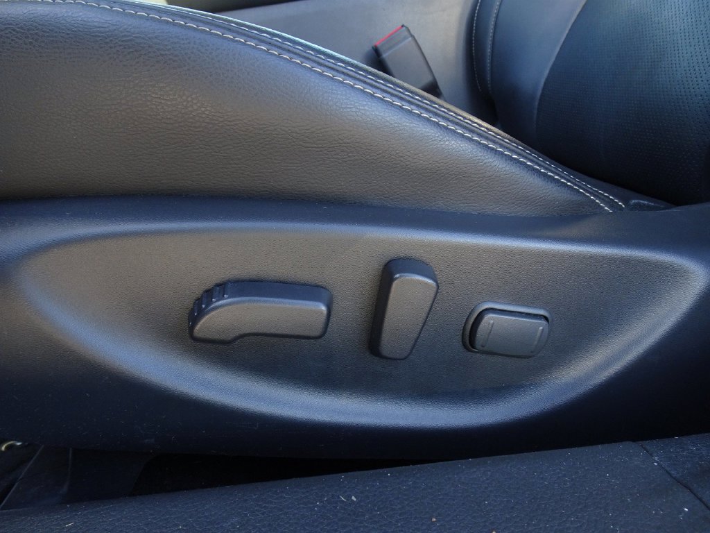 Used 2019 Nissan Maxima 3.5 SL w/ Floor Mat Group FWD image 10