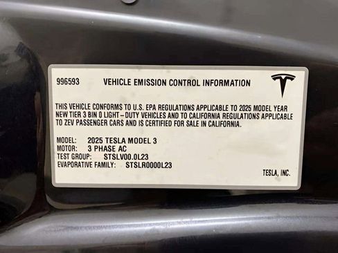 Used 2025 Tesla Model 3 Long Range image 15