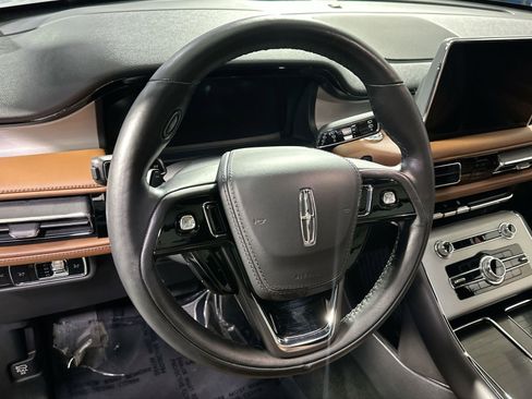 Used 2023 Lincoln Aviator Reserve w/ Elements Package Plus image 19