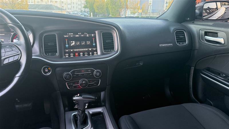 Used 2019 Dodge Charger GT RWD image 22
