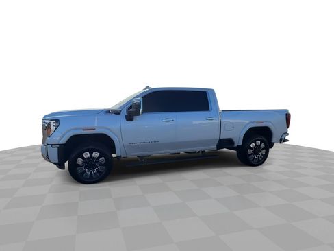 Certified 2025 GMC Sierra 2500 Denali w/ Max Trailering Package image 4