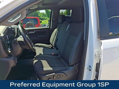 Used 2023 Chevrolet Silverado 1500 RST AWD/4WD image 2