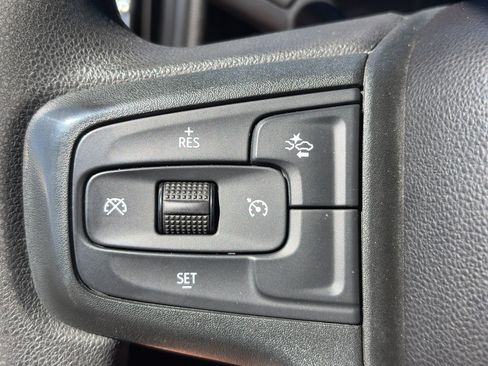 Used 2022 Chevrolet Silverado 1500 Custom AWD/4WD image 15
