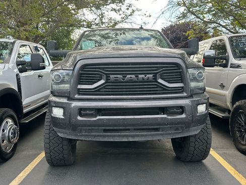 Used 2018 RAM 2500 Laramie w/ Sport Appearance Group AWD/4WD image 2