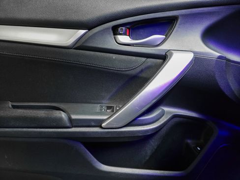 Used 2020 Honda Civic EX image 18