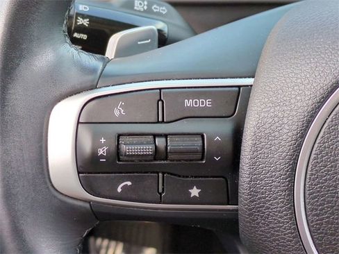 Used 2023 Kia Sportage EX image 25