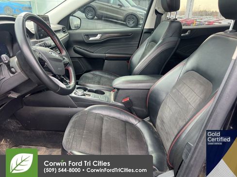 Used 2022 Ford Escape SEL w/ SEL Stealth AWD Package image 10