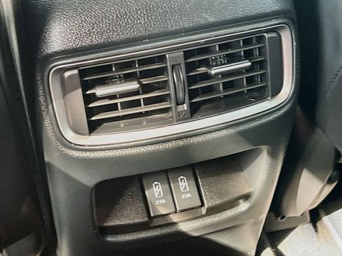 Used 2022 Honda CR-V Touring image 26