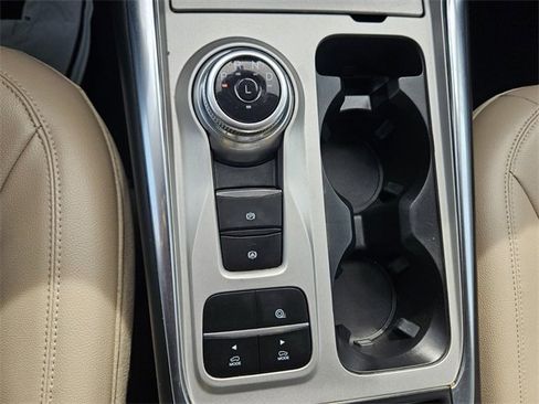 Used 2023 Ford Explorer Limited w/ Limited Technology Package image 31