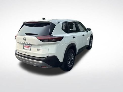 Used 2023 Nissan Rogue S AWD/4WD image 7