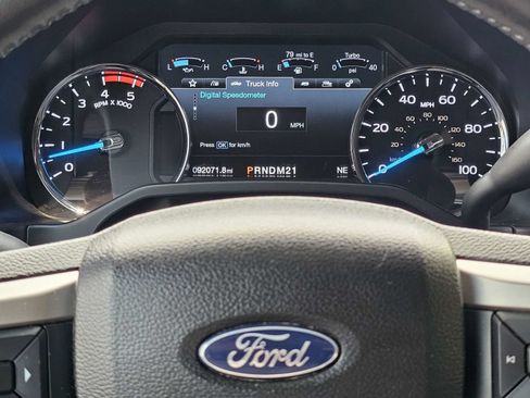 Used 2017 Ford F250 Lariat w/ Lariat Ultimate Package AWD/4WD image 31