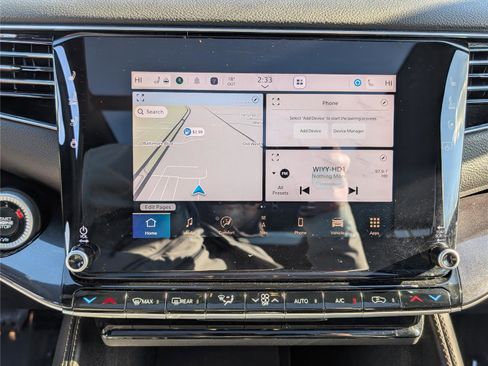 Used 2024 Jeep Wagoneer 4WD w/ Premium Group I image 27