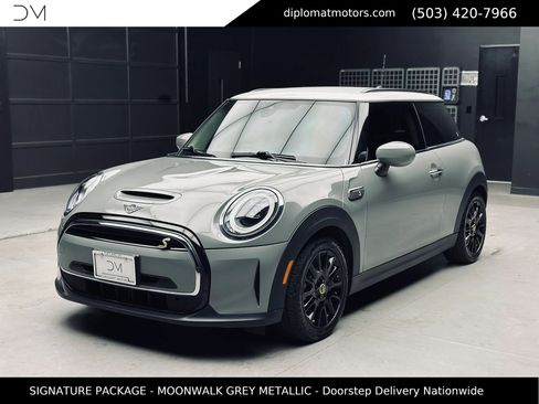 Used 2023 MINI Cooper SE FWD image 1