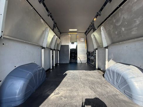 Used 2021 RAM ProMaster 3500 FWD image 16