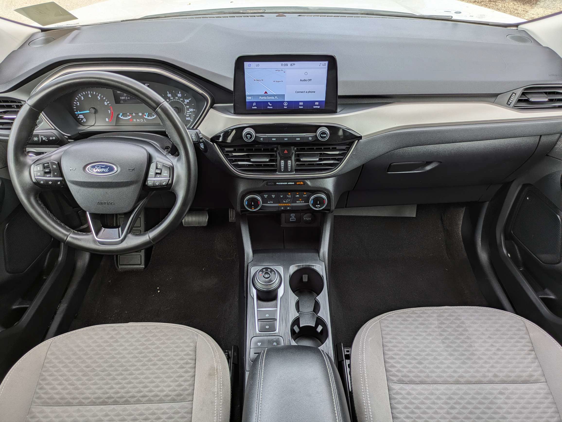 Used 2022 Ford Escape SE w/ SE Sport Appearance Package FWD image 3