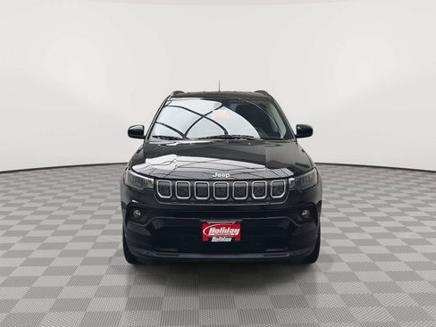 Used 2022 Jeep Compass Latitude AWD/4WD image 32