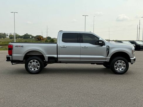 Used 2024 Ford F350 Lariat w/ Lariat Ultimate Package AWD/4WD image 5