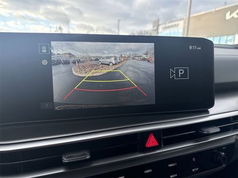 New 2026 Kia Sorento LX image 13