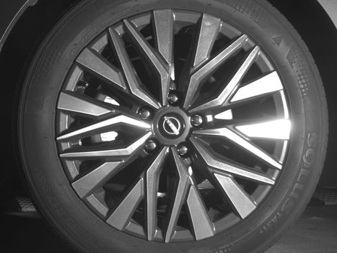 Used 2025 Nissan Altima 2.5 SV image 12