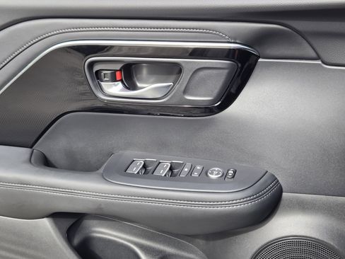 Certified 2025 Acura ADX AWD image 24