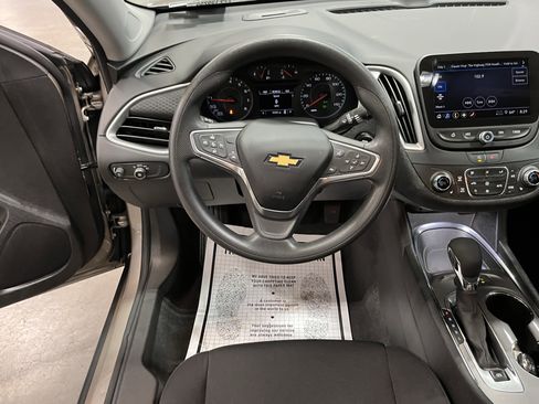 Used 2023 Chevrolet Malibu LT w/ Driver Confidence Package FWD image 12