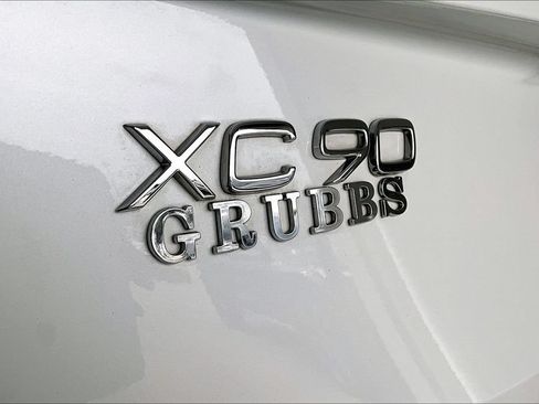 Used 2021 Volvo XC90 T5 Momentum w/ Advanced Package AWD/4WD image 39