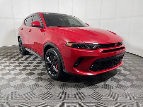 Used 2024 Dodge Hornet R/T Plus w/ Track Pack AWD/4WD image 2