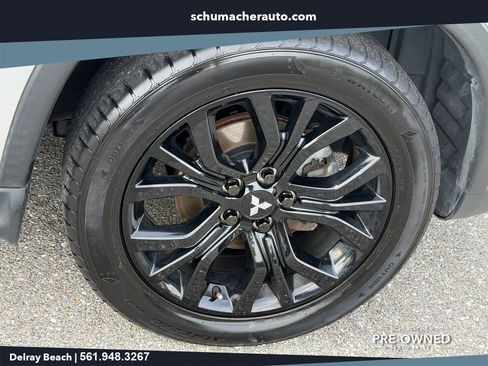 Used 2018 Mitsubishi Outlander Sport LE FWD image 18